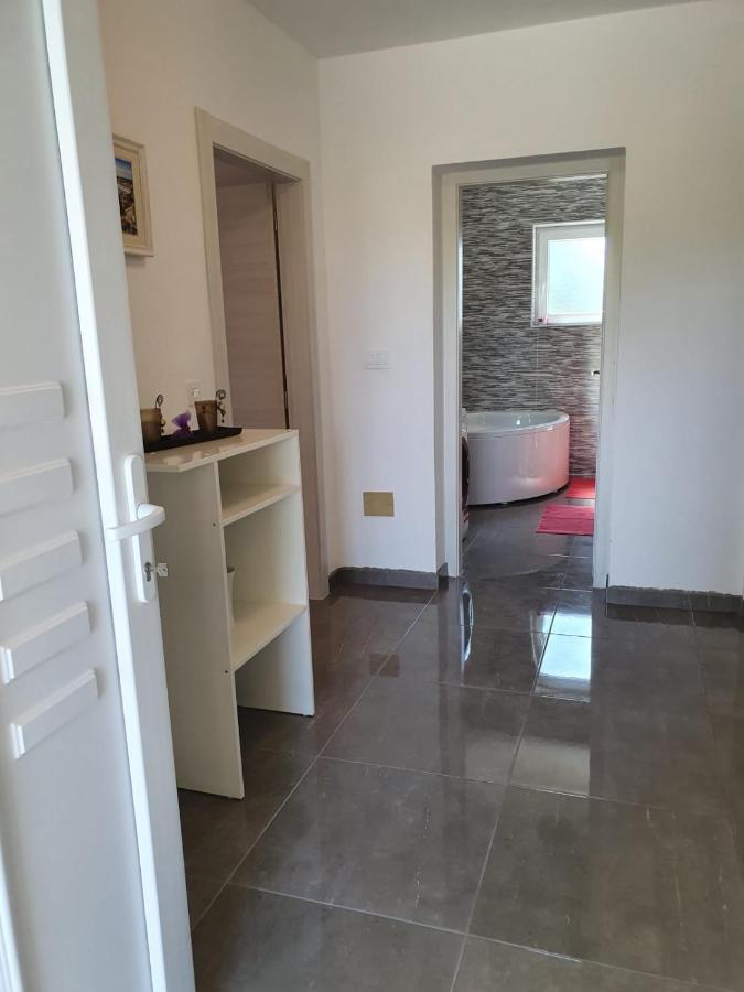 Apartment Creo Loborika Marcana Exterior photo
